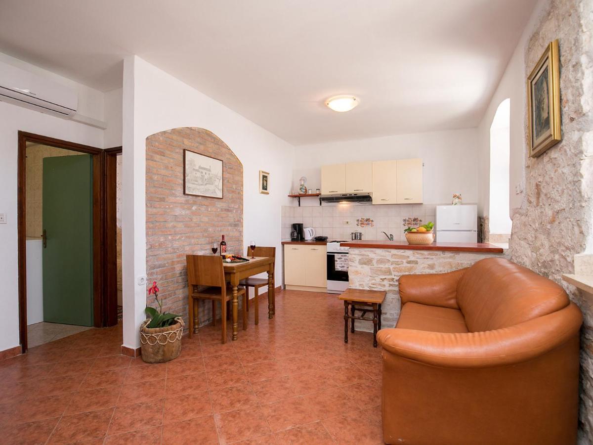 Apartman Susnjic 波雷奇 外观 照片